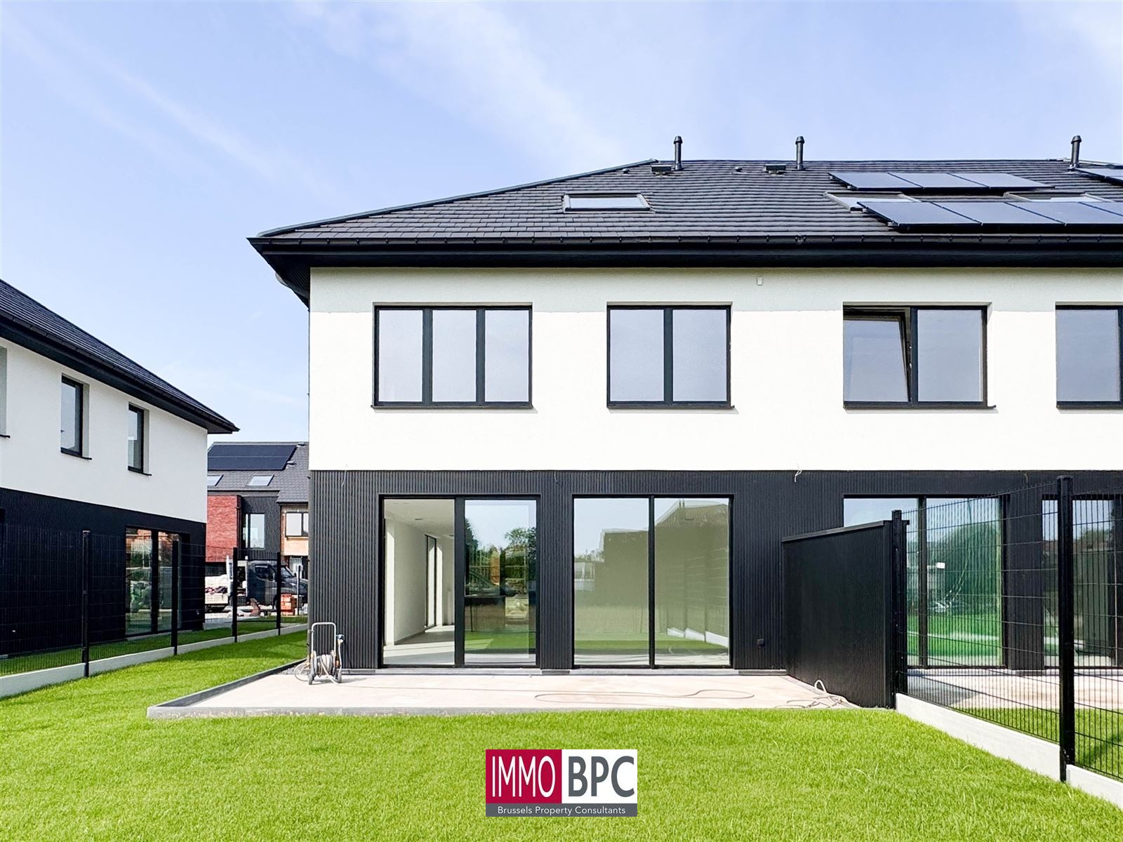 Prachtige nieuwbouwwoning in Wemmel – driegevel met zonnige tuin, hoogwaardige afwerking en extra’s! - foto 4