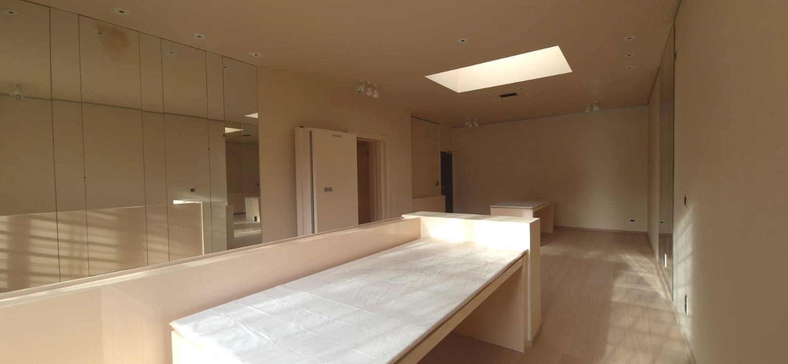 Commercial for rent in Kortrijk - photo 5