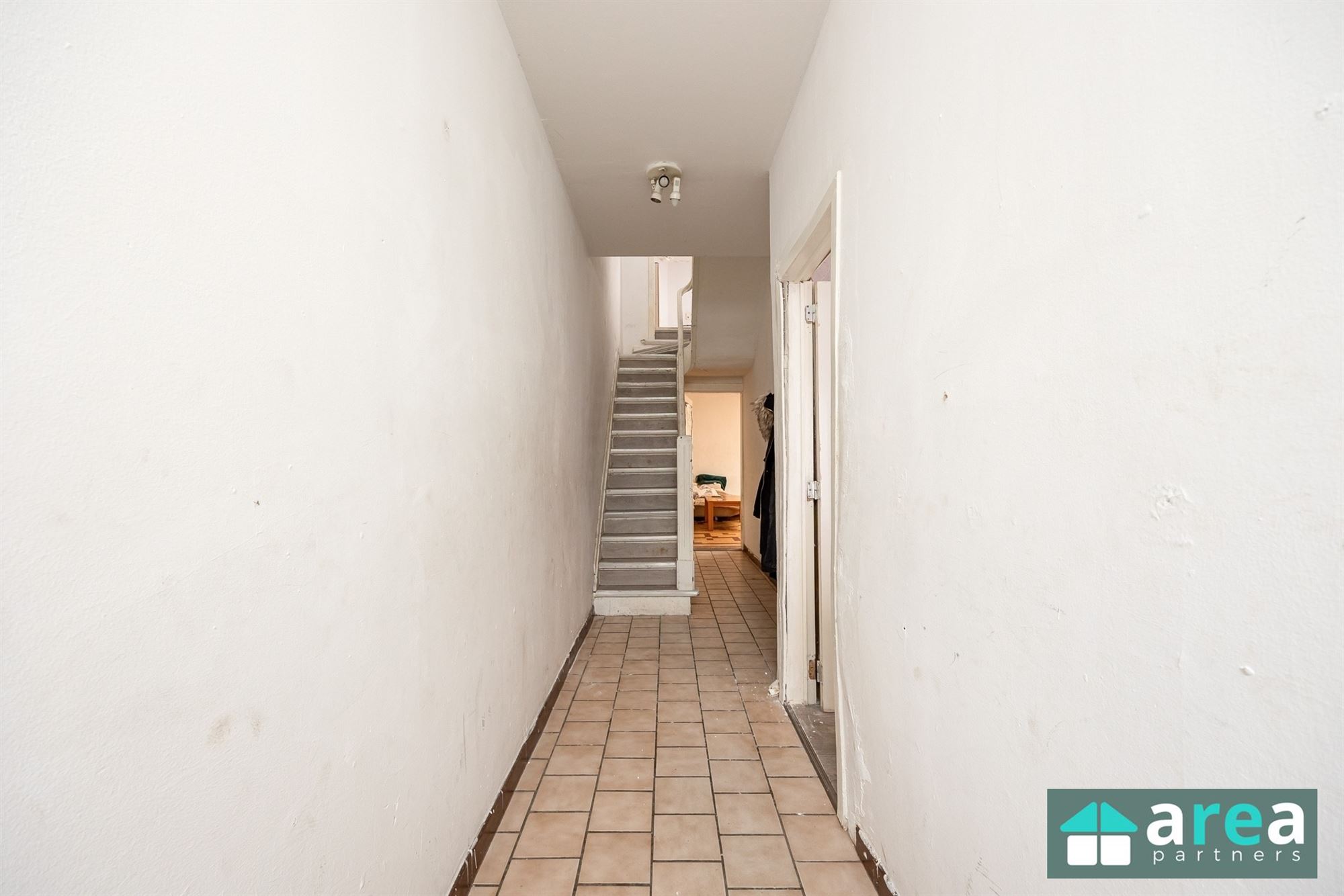 House for sale in Borgerhout with 4 bedrooms - photo 4