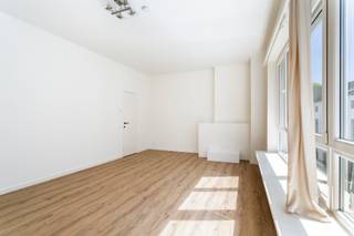 In de gegeerde Harmoniewijk bevindt zich dit appartement op de tweede verdieping van een goed onderhouden gebouw. U woont hier op een toplocatie,...