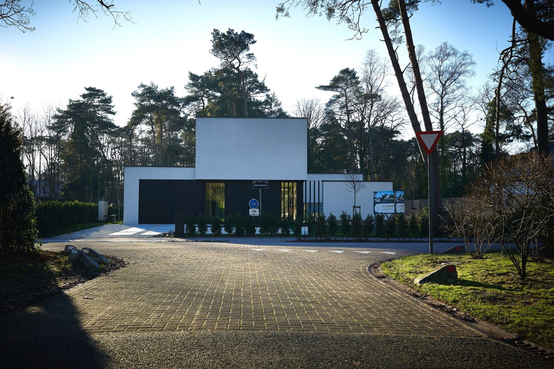 Nieuwbouw villa in moderne stijl te Schoten - foto 2