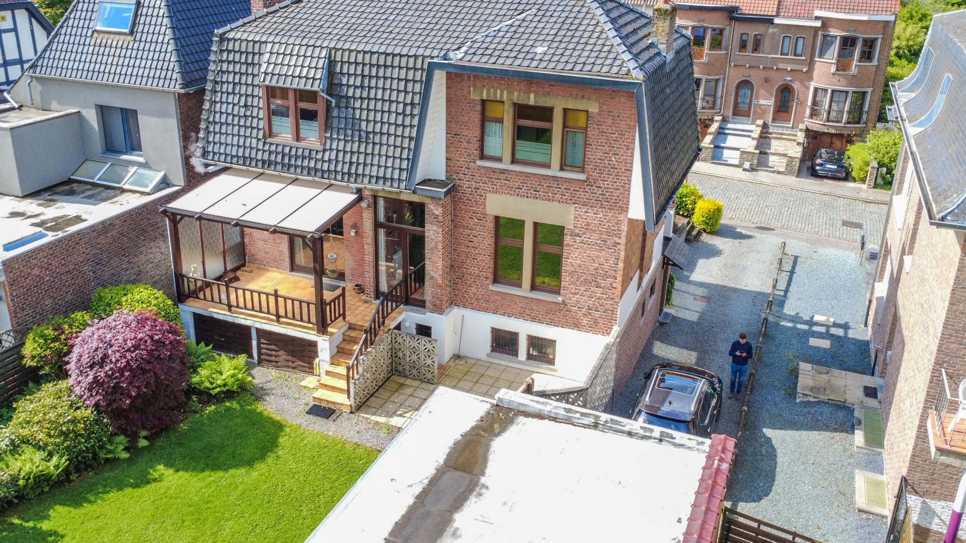 Een karaktervolle, te moderniseren woning te Halle! - foto 4
