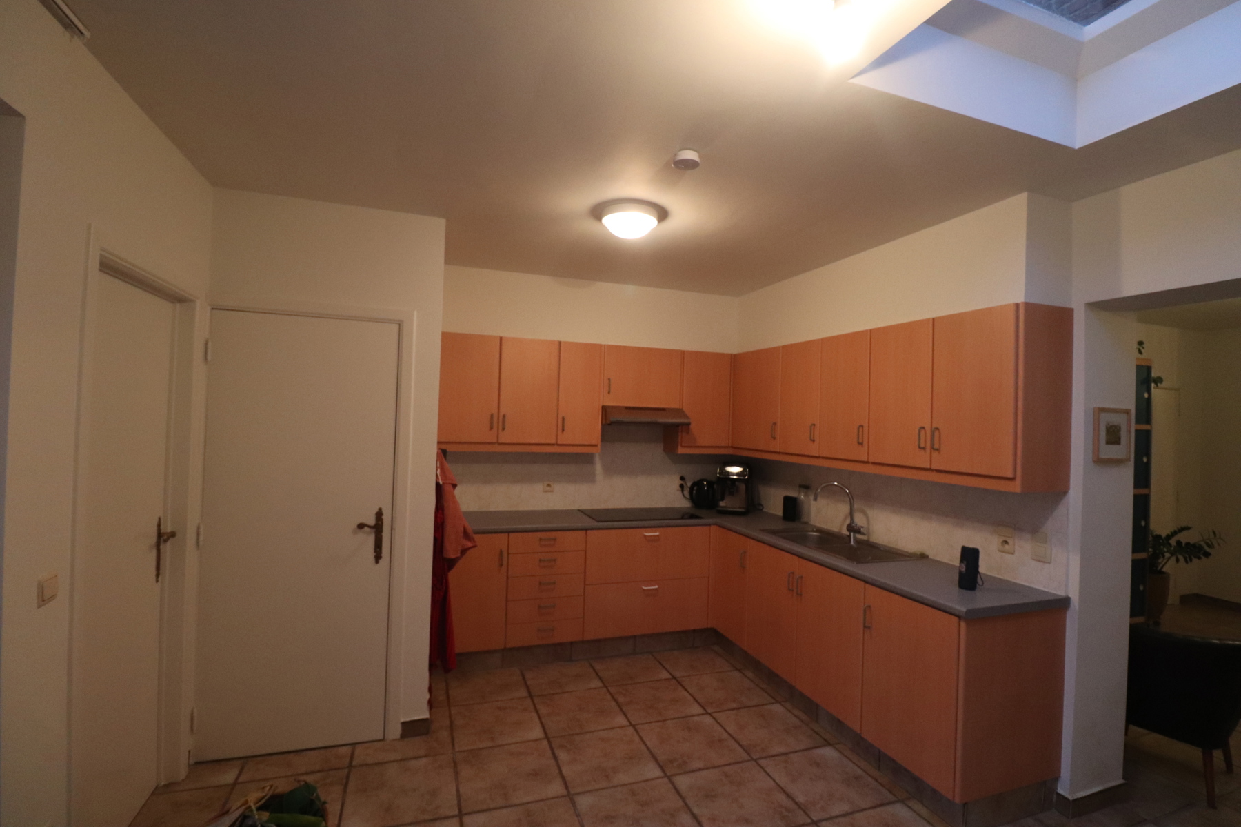 Stadswoning met 3 slaapkamers en tuin. - foto 5