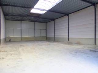 Commercial à louer à Oudenburg