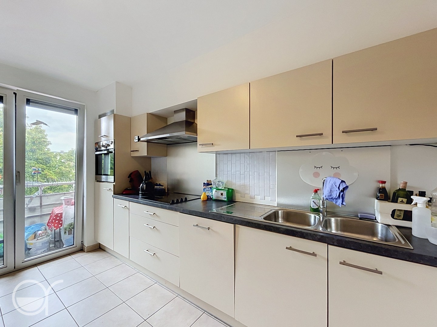 Twee slaapkamerappartement dichtbij de Brugse Poort met parkeerplaats. - foto 5