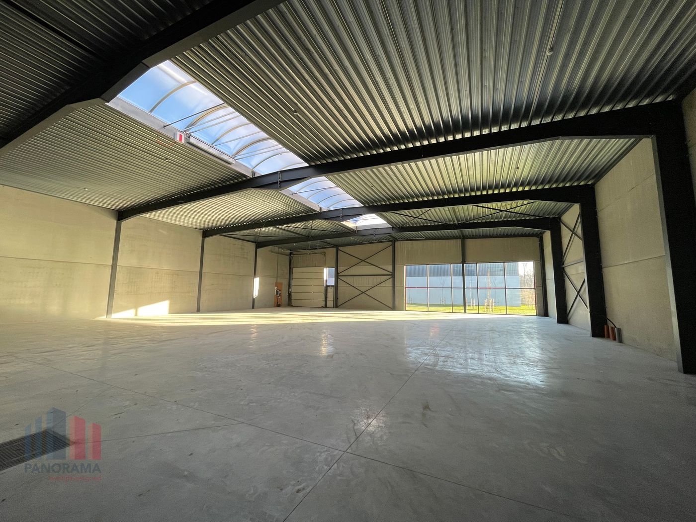 NIEUWE KMO-UNIT VAN 695 m² TE KOOP IN OOSTKAMP - foto 4