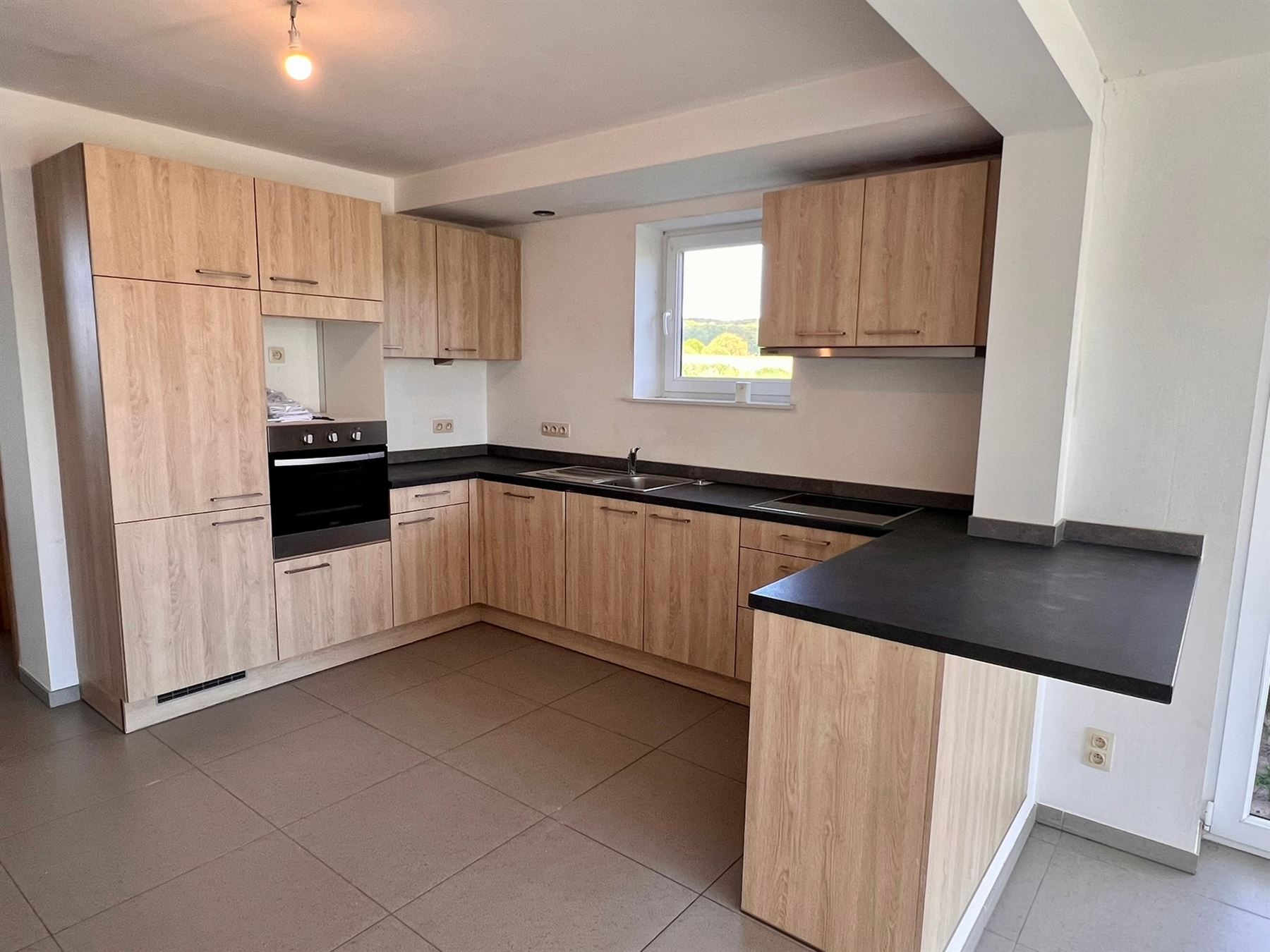 Landelijk gelegen comfortabele halfopen woning - foto 4