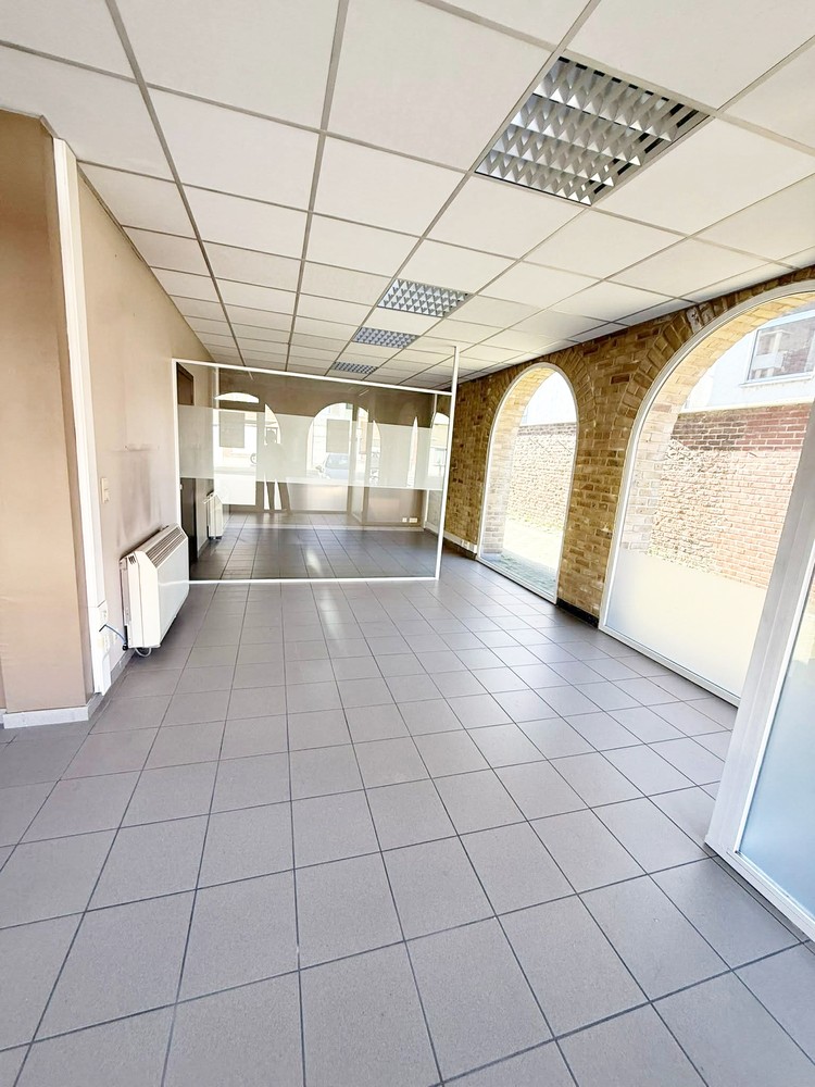 Commercial à louer à Melle - photo 4