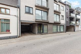 Welkom in dit moderne en functionele kantoor in het hart van Bornem, ideaal gelegen voor bedrijven die op zoek zijn naar een dynamische omgeving...