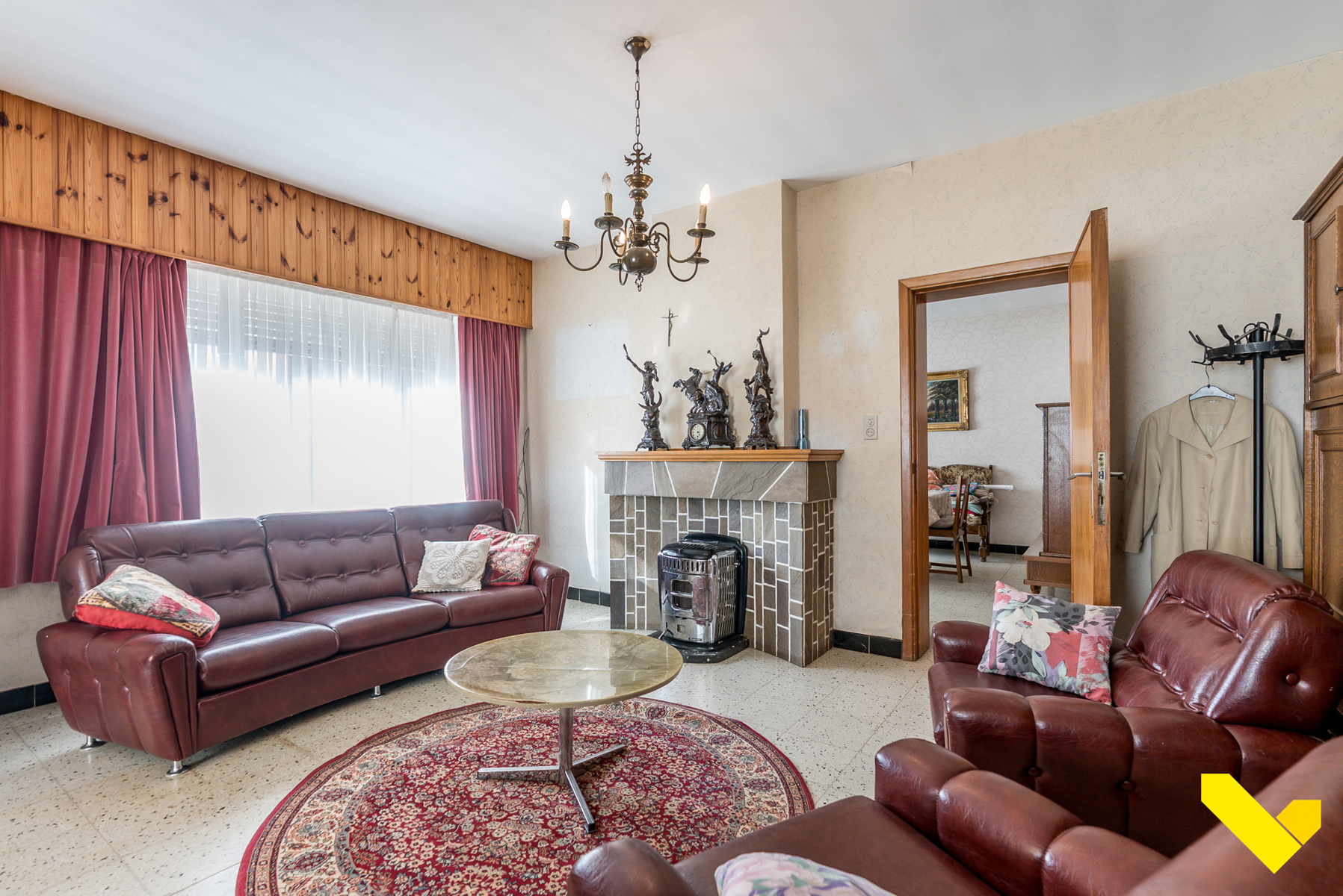 Te renoveren centraal gelegen woning. - foto 4