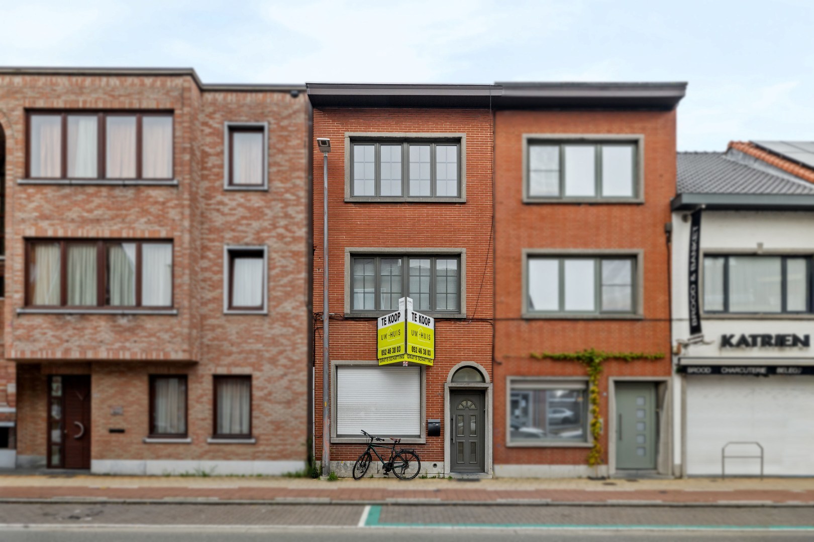 ZEER RUIME WONING MET GROTE TUIN, 3 SLPK EN 2 BADKAMERS - foto 2