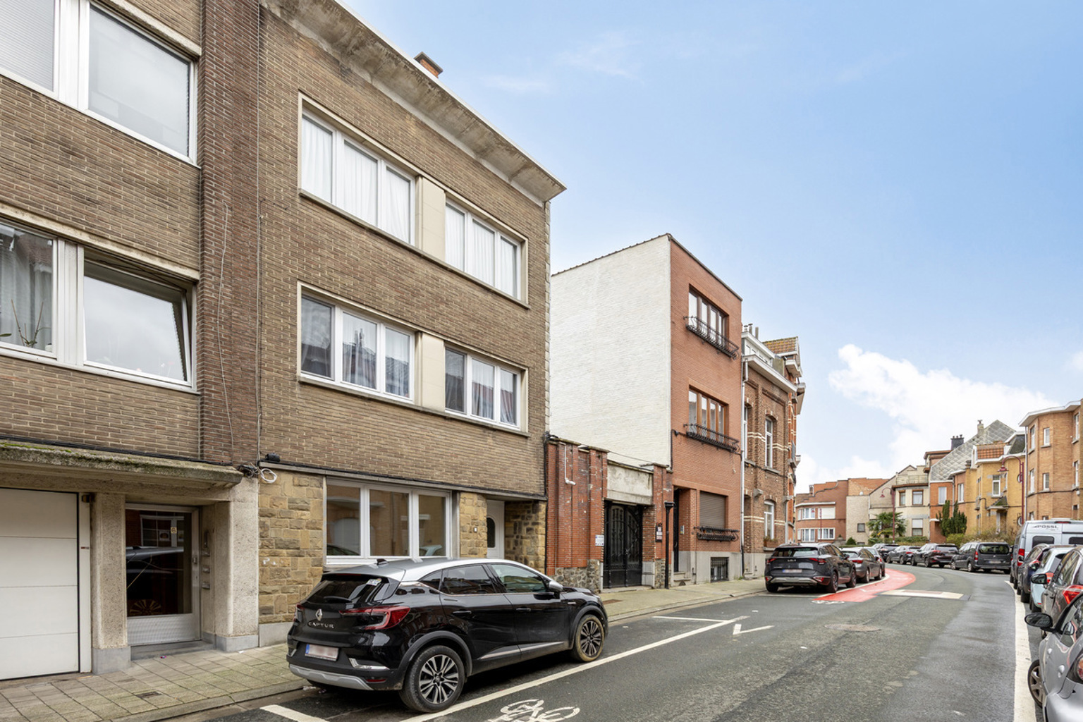 Volledig gerenoveerde gelijkvloerse éénslaapkamerappartement - foto 3