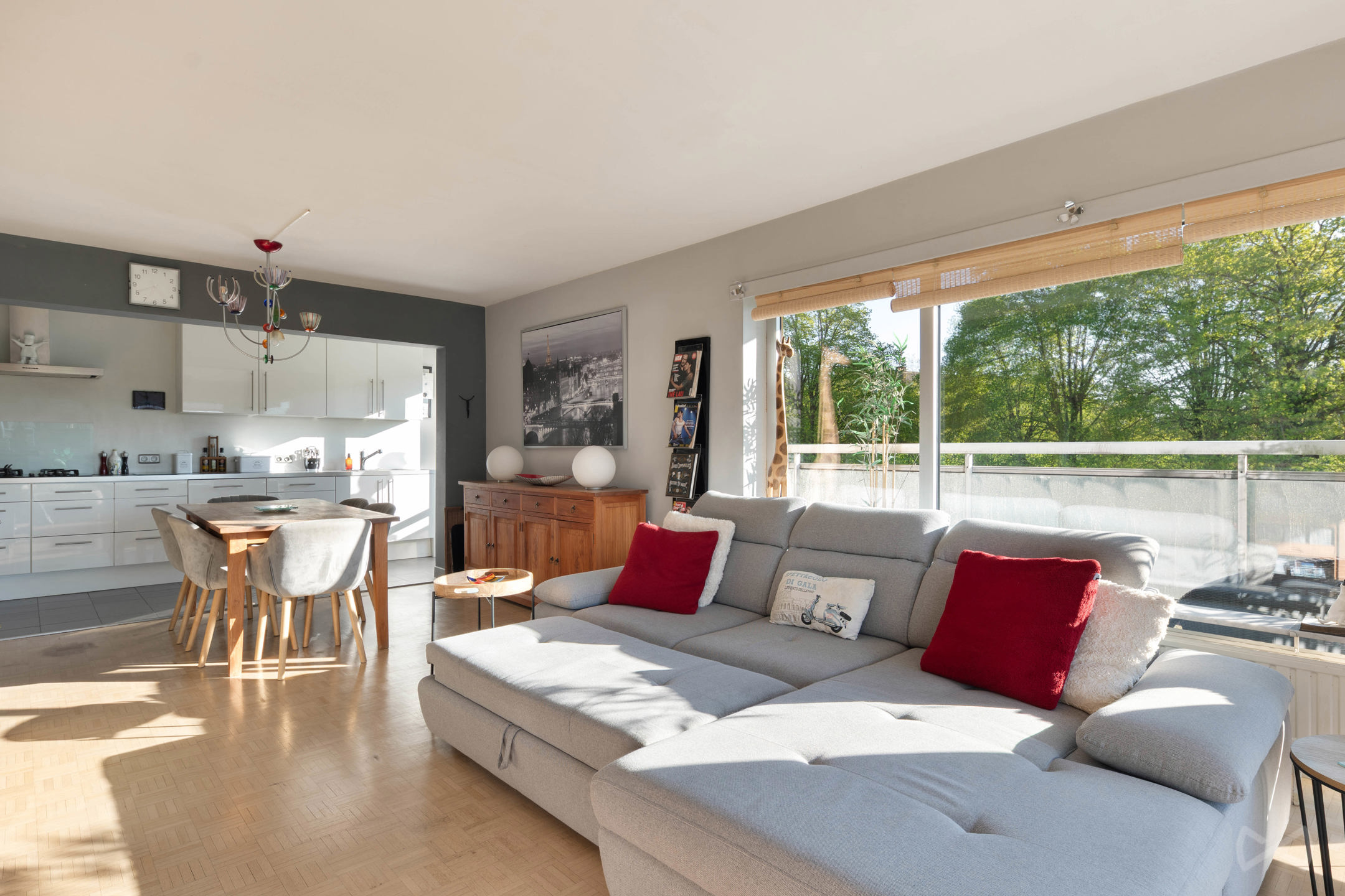 Zuidelijk appartement met drie slaapkamers - foto 3