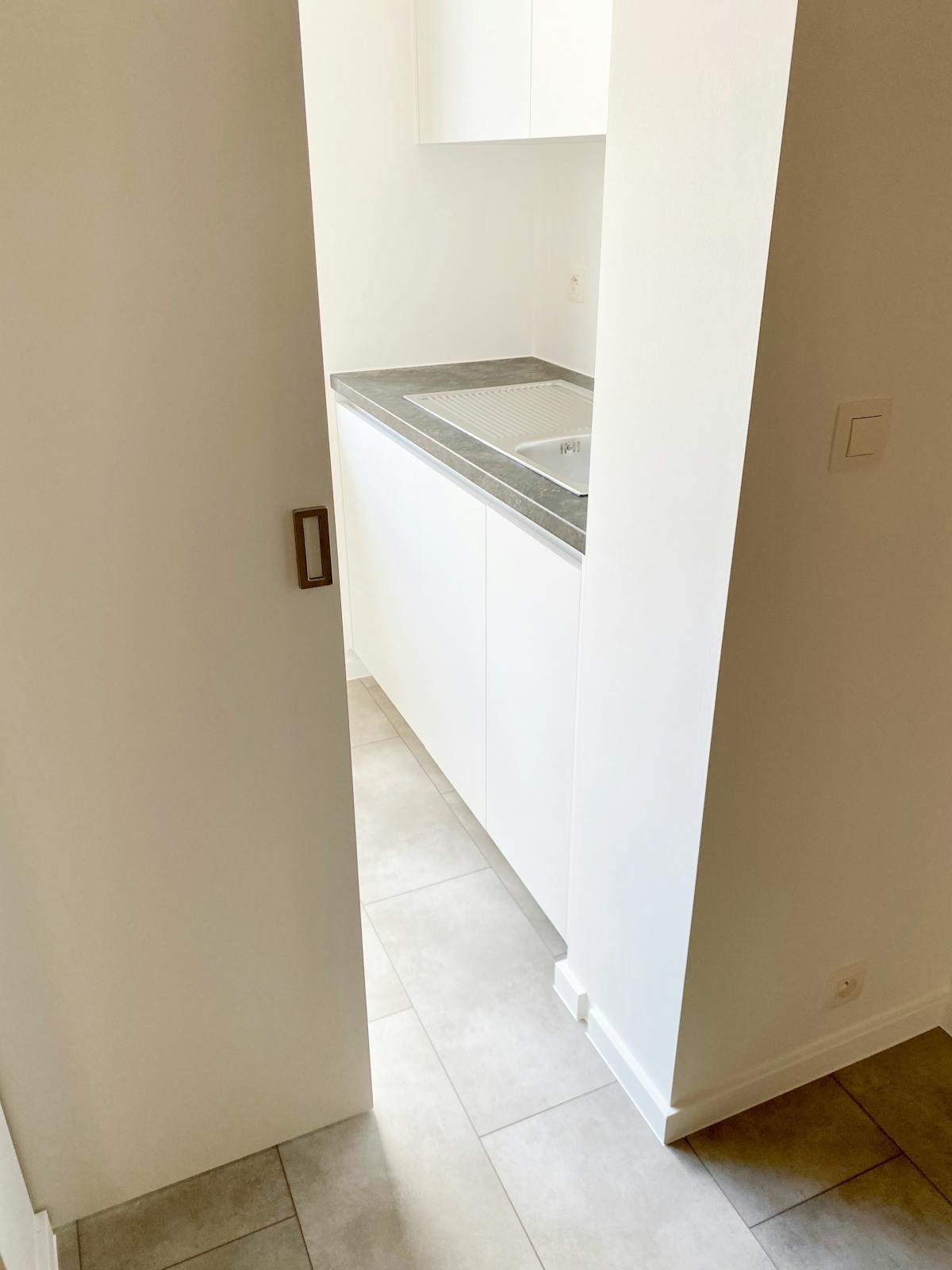 Espace de bureau ou commercial à louer dans le centre de Deerlijk - photo 5