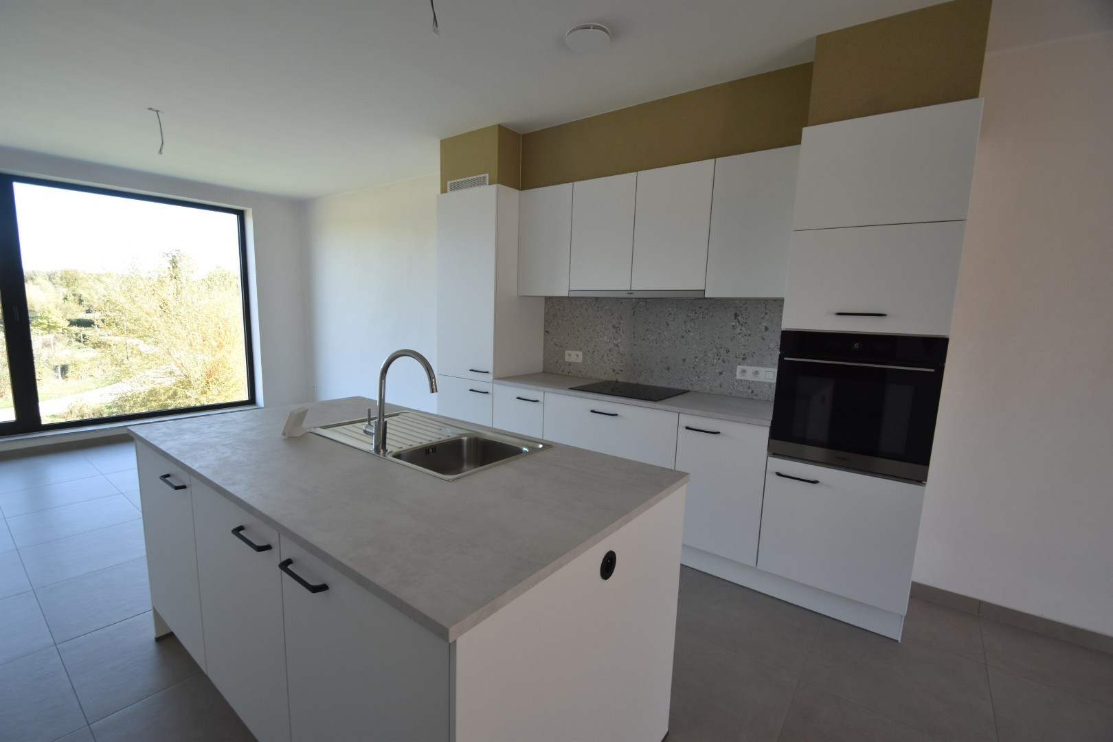 Modern ingericht appartement aan rand van centrum - foto 4
