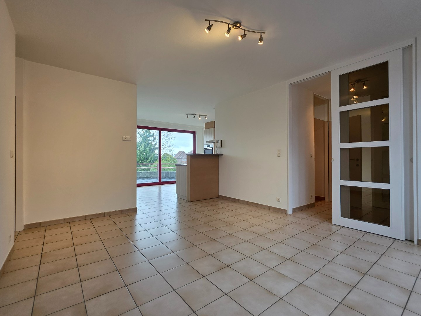 Polyvalente eigendom op commerciële ligging in het centrum van Bavikhove - foto 4