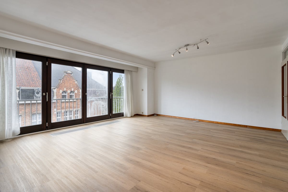 Appartement met vier kamers en garage te koop in Ieper - foto 4