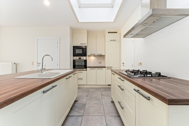 Gerenoveerde woning te centrum Kuurne - foto 3