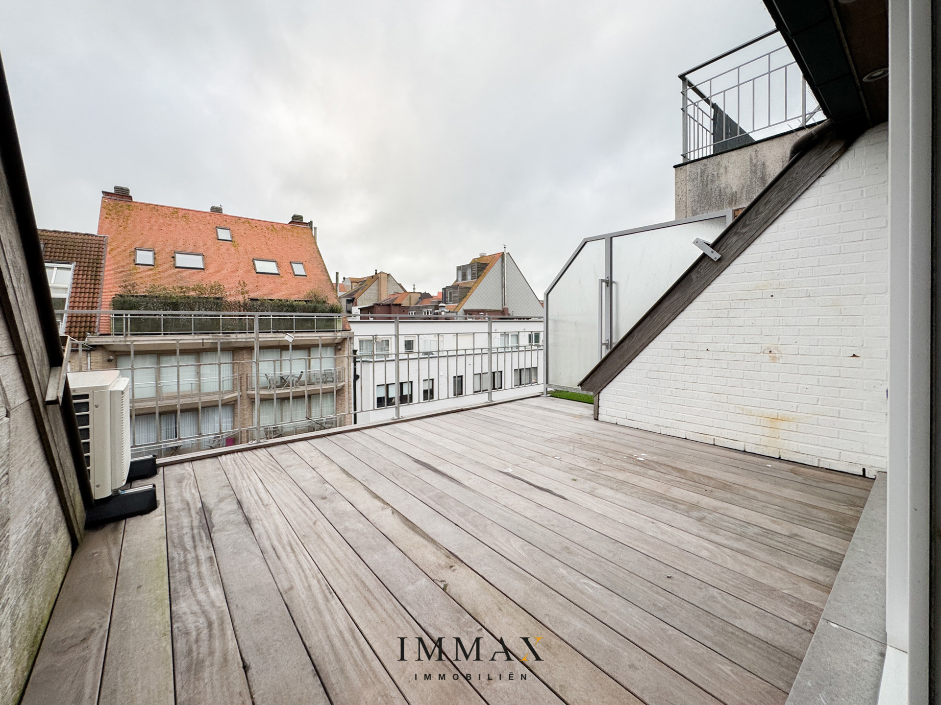 Subliem gerenoveerde penthouse met 3SK én westgericht zonneterras - foto 2