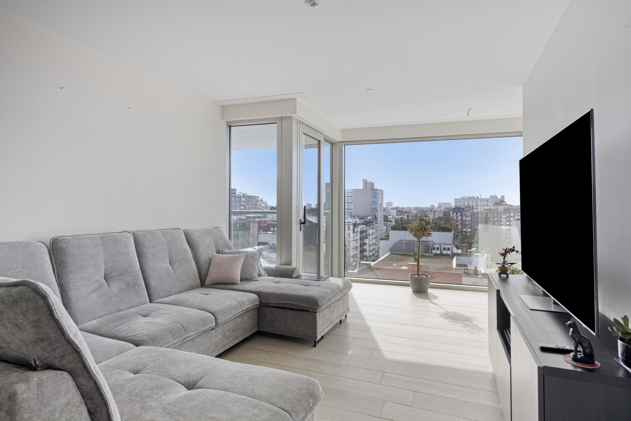 Antwerp Tower: 1-slpk appartement op de 6de verdieping. - foto 5