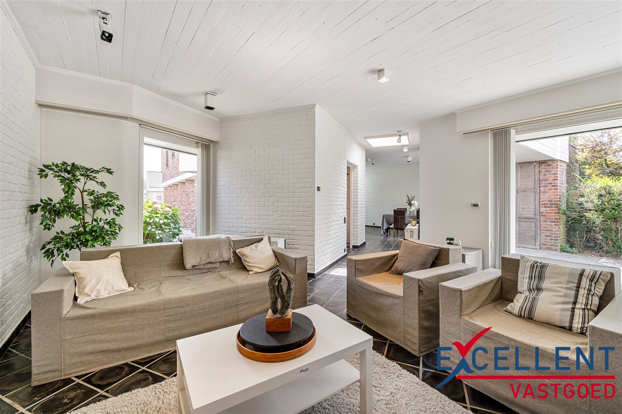 Charmante woning met prachtige tuin en bijhorend handelspand  - foto 2