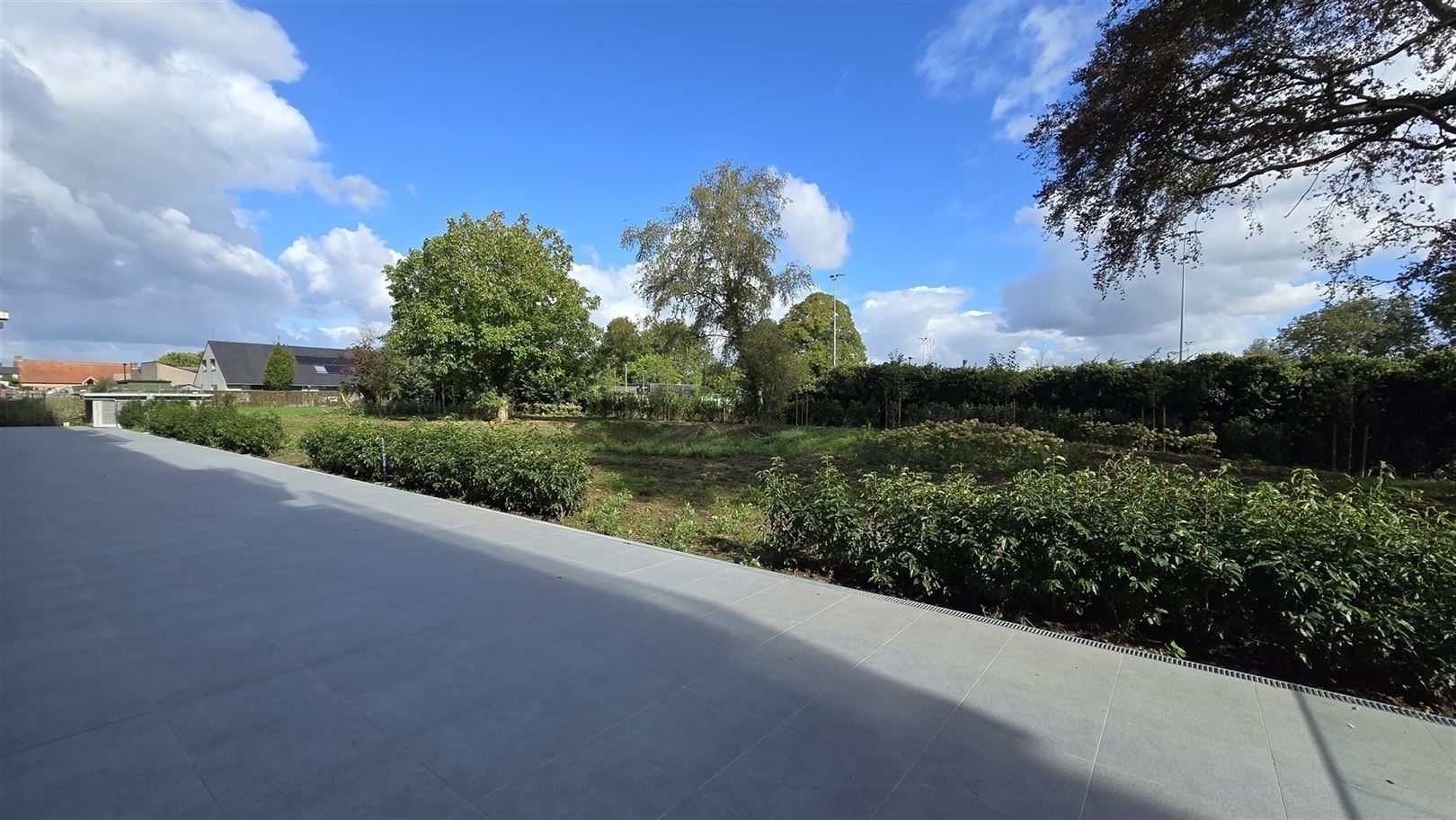 Zeer ruime appartementen met grote terrassen en 2 garages - foto 4