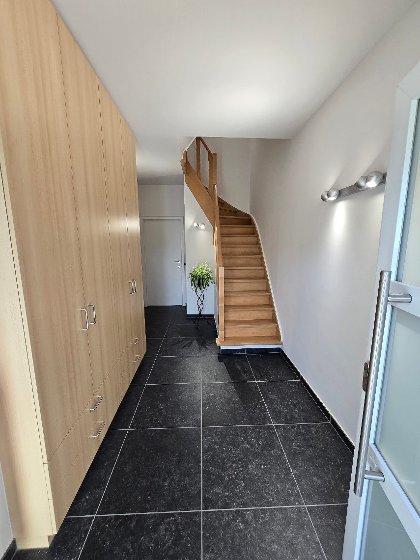 Huis te koop in Ekeren met 3 slaapkamers - foto 4