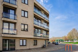 Topligging nabij het Maria-HendrikaparkDit op te frissen appartement bevindt zich op de eerste verdieping van Residentie De Kreekdam, in een rustige...