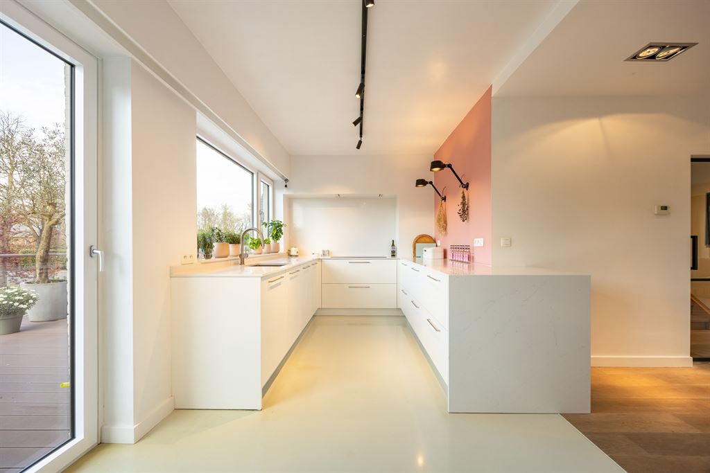 Luxe bel-etage in topbuurt op Linkeroever met heerlijke tuin - foto 3