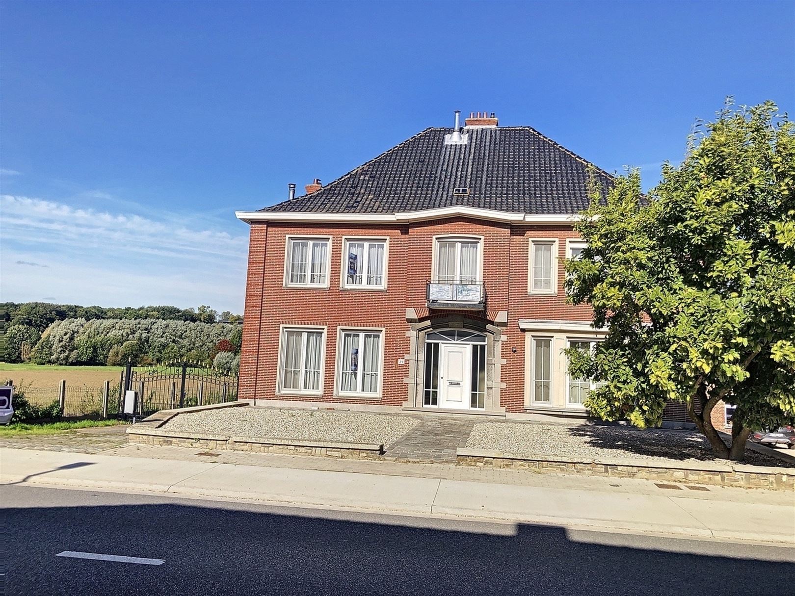 Maison à vendre à Maarke-Kerkem avec 5 chambres - photo 1