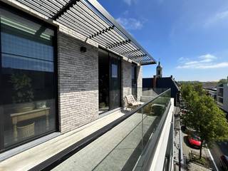 Stijlvol en recent penthouse op de derde verdieping van Residentie Dijleland, gelegen in het centrum van Haacht. Geniet van een topligging...