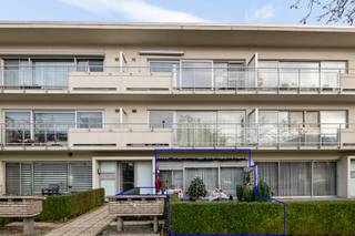 Cet appartement est situé dans le quartier prisé de Neerlandwijk, une zone résidentielle réputée pour son caractère verdoyant. Avec le très...