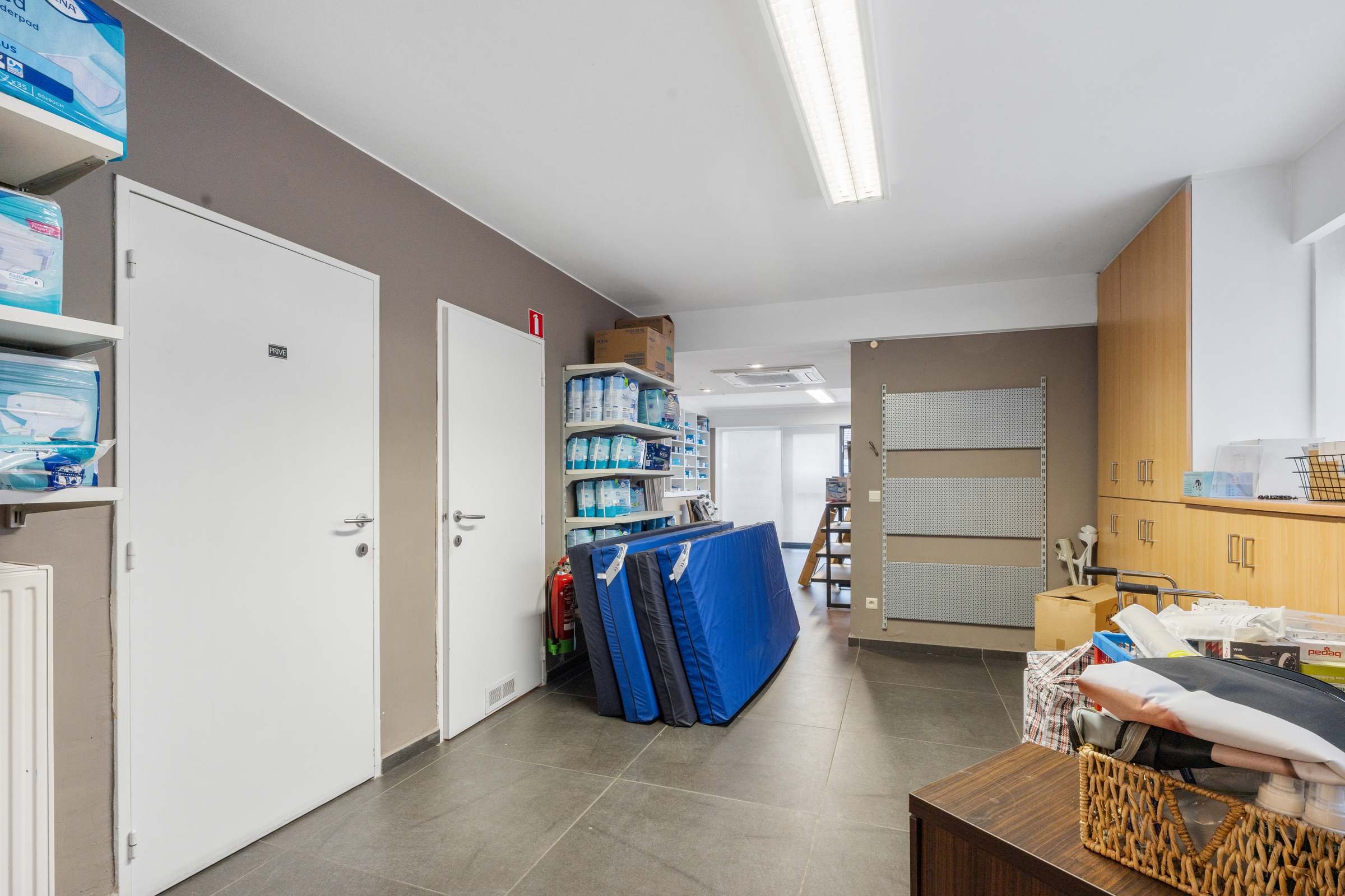 House for sale in Beveren-Kruibeke-Zwijndrecht with 5 bedrooms - photo 4