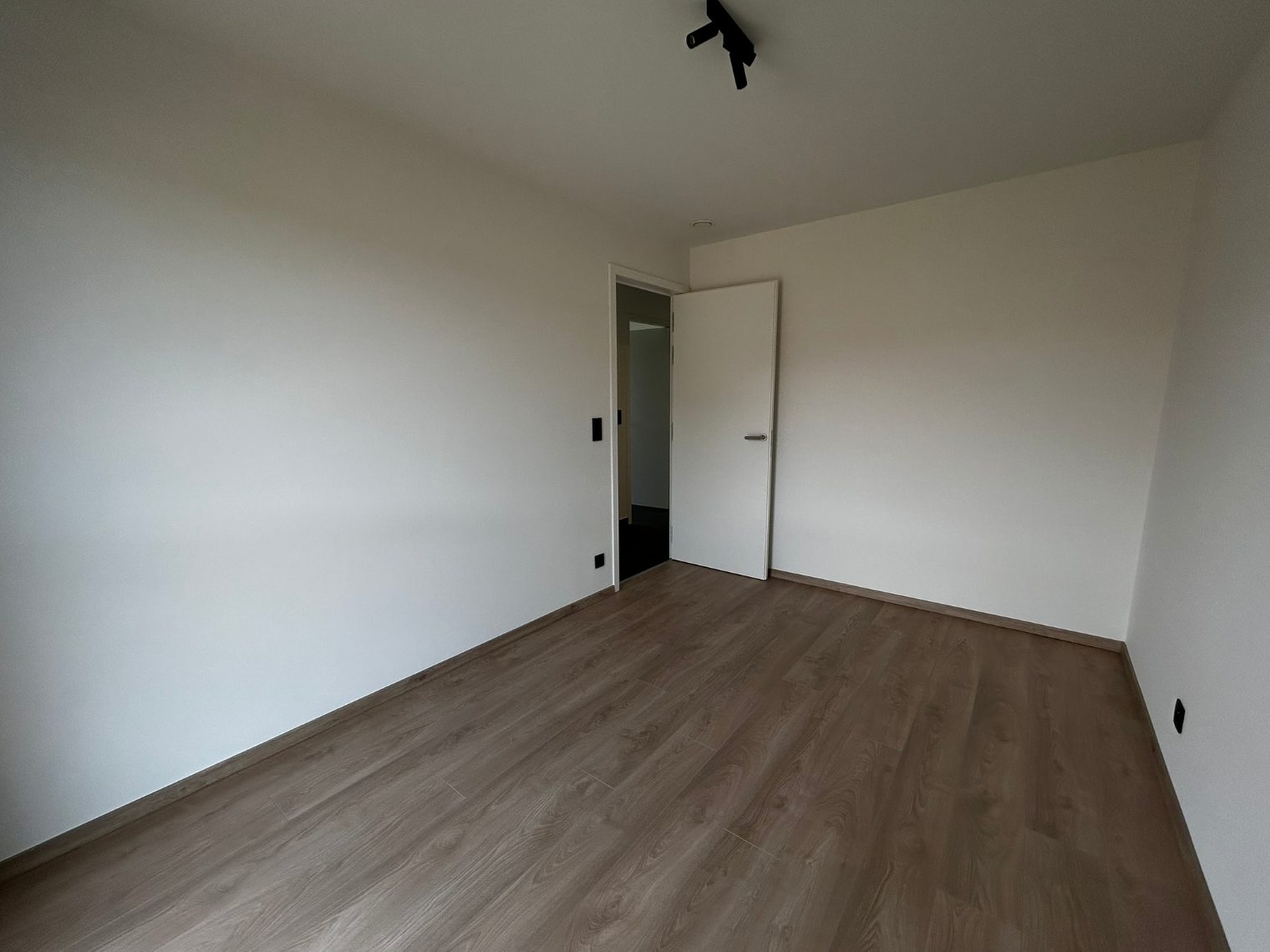 Apartment for rent in Riemst with 2 bedrooms - photo 4