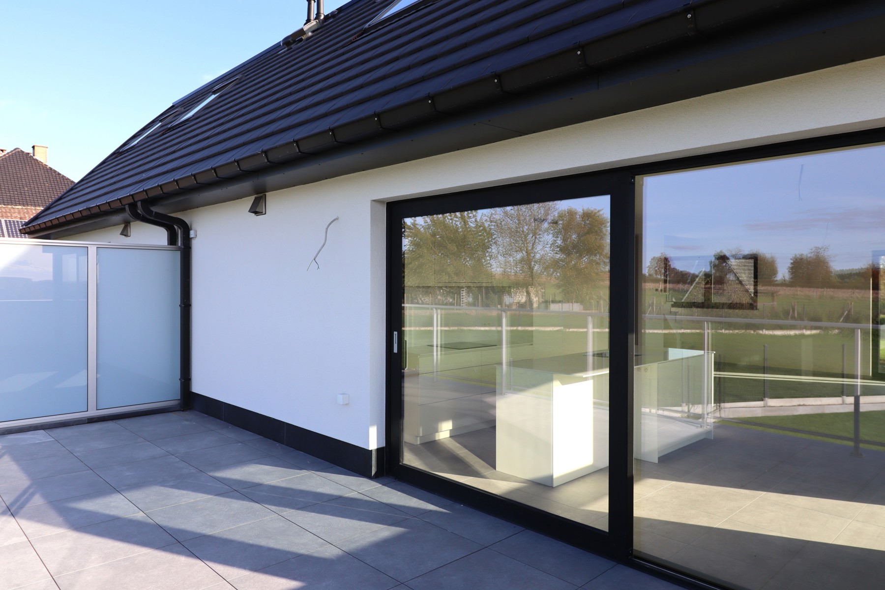 Lumineus duplex appartement met 2 slaapkamers en ruim terras - foto 5