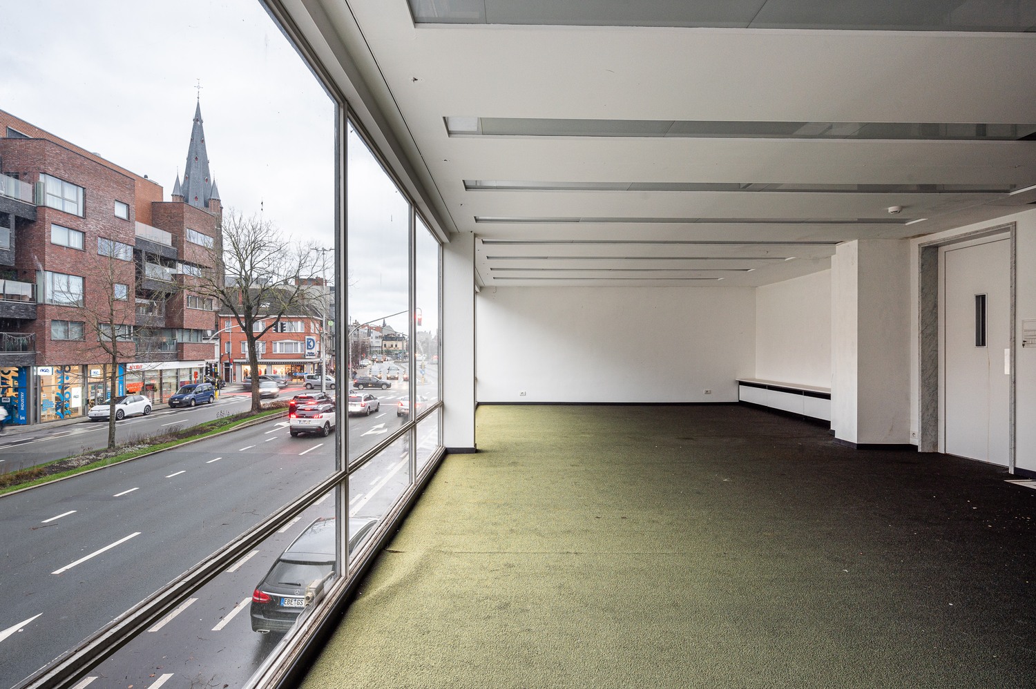 Multifunctionele eigendom met projectpotentieel in het centrum van Eeklo - foto 5