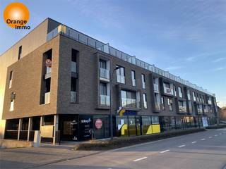 Nieuwbouwappartement met één slaapkamer gelegen in het commercieel en bruisend centrum van Eisden. Een appartement voor wie wil wonen in een...