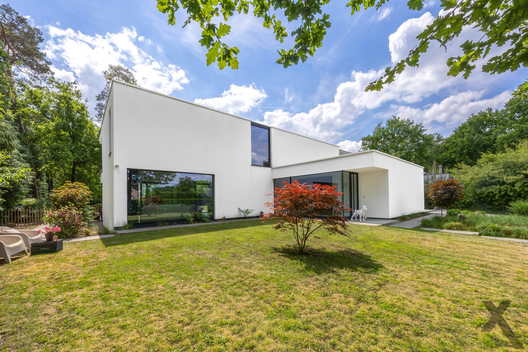 Ruime en luxueuze villa met zwembad in Zoersel op 2.339 m² - foto 1