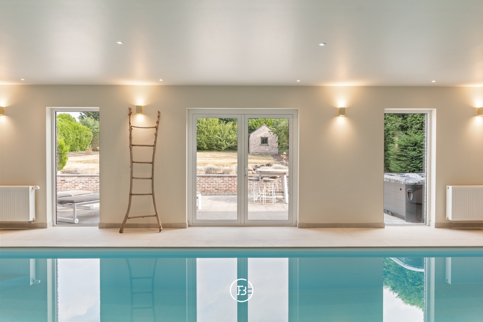 Exclusieve Villa met Binnenzwembad - foto 1