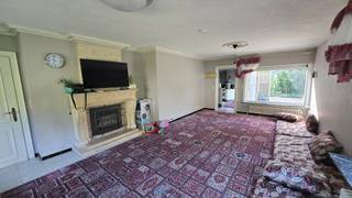 Deze alleenstaande woning is gelegen in Don Bosco, deelgemeente van Torhout.<br /><br />