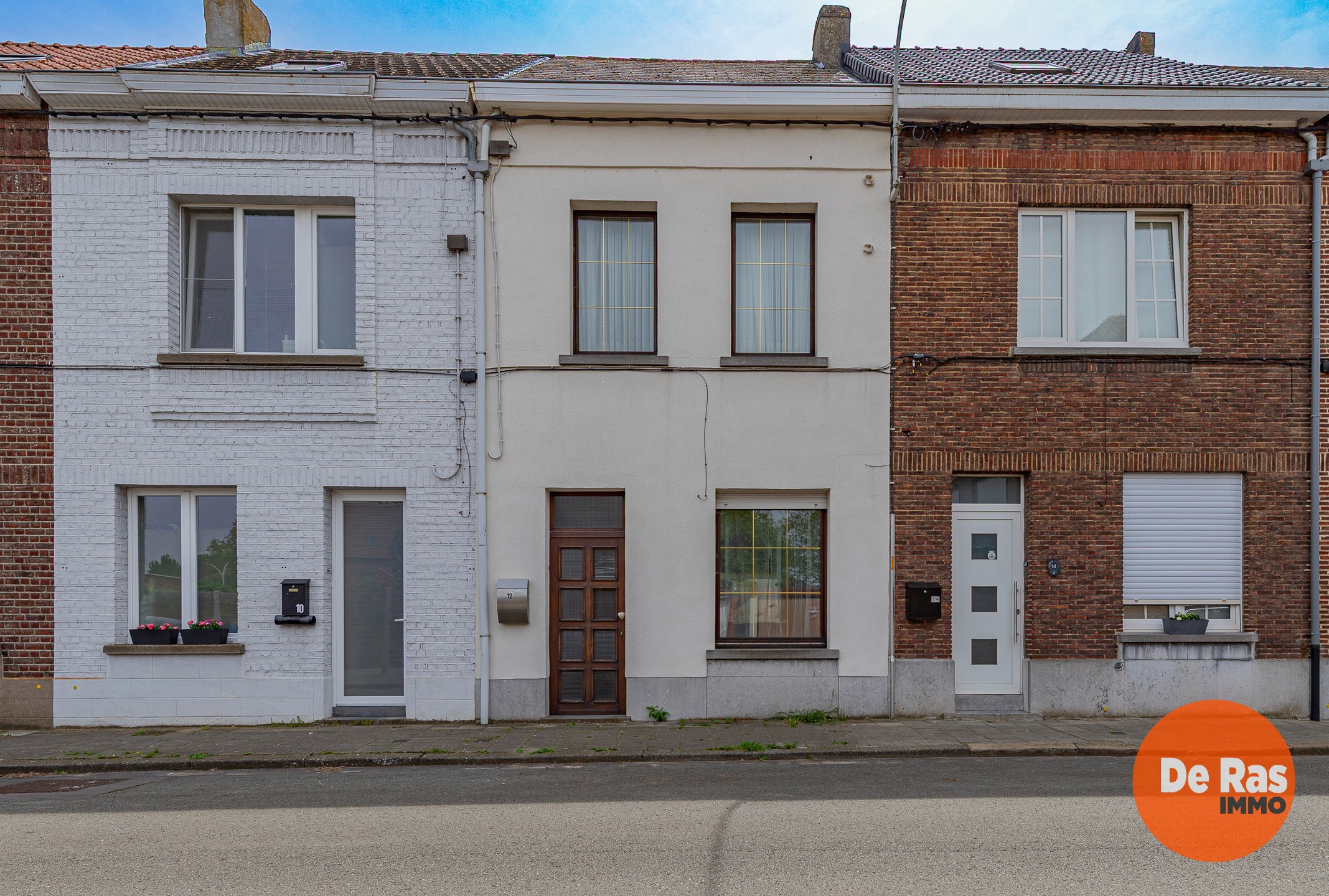 AALST - Op te frissen woning met stadstuin in rustige straat - foto 1