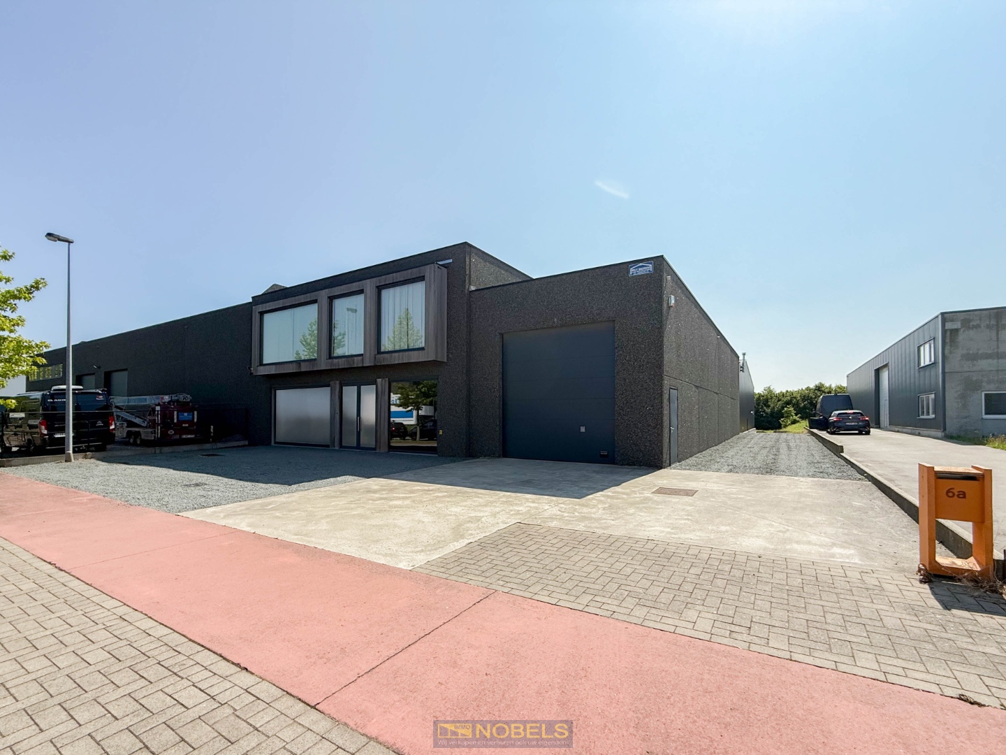 Overname, recente KMO-unit met loft en parking in Lierde - foto 1