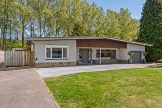 De woning ligt op een boogscheut van de Nederlandse grens. Dit maakt de locatie niet alleen ideaal voor grenspendelaars, maar zorgt ook voor...