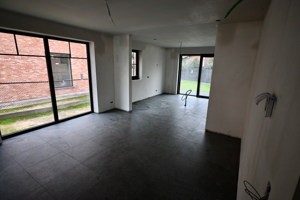 Ruime Nieuwbouwwoning met 3 tot 4 slaapkamers ! - foto 3