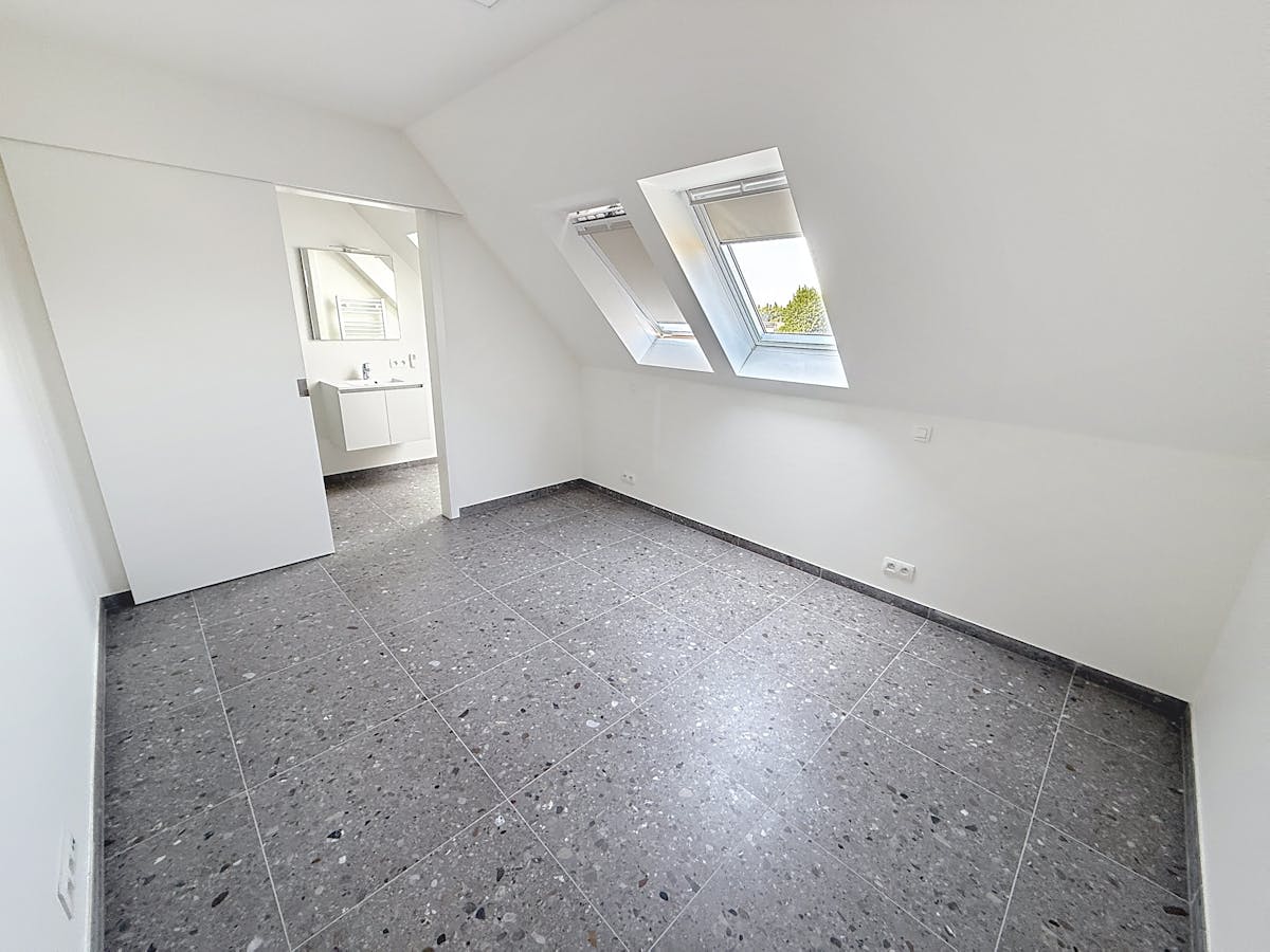 Newly built 2 bedroom apartment for rent in Veurne - photo 5
