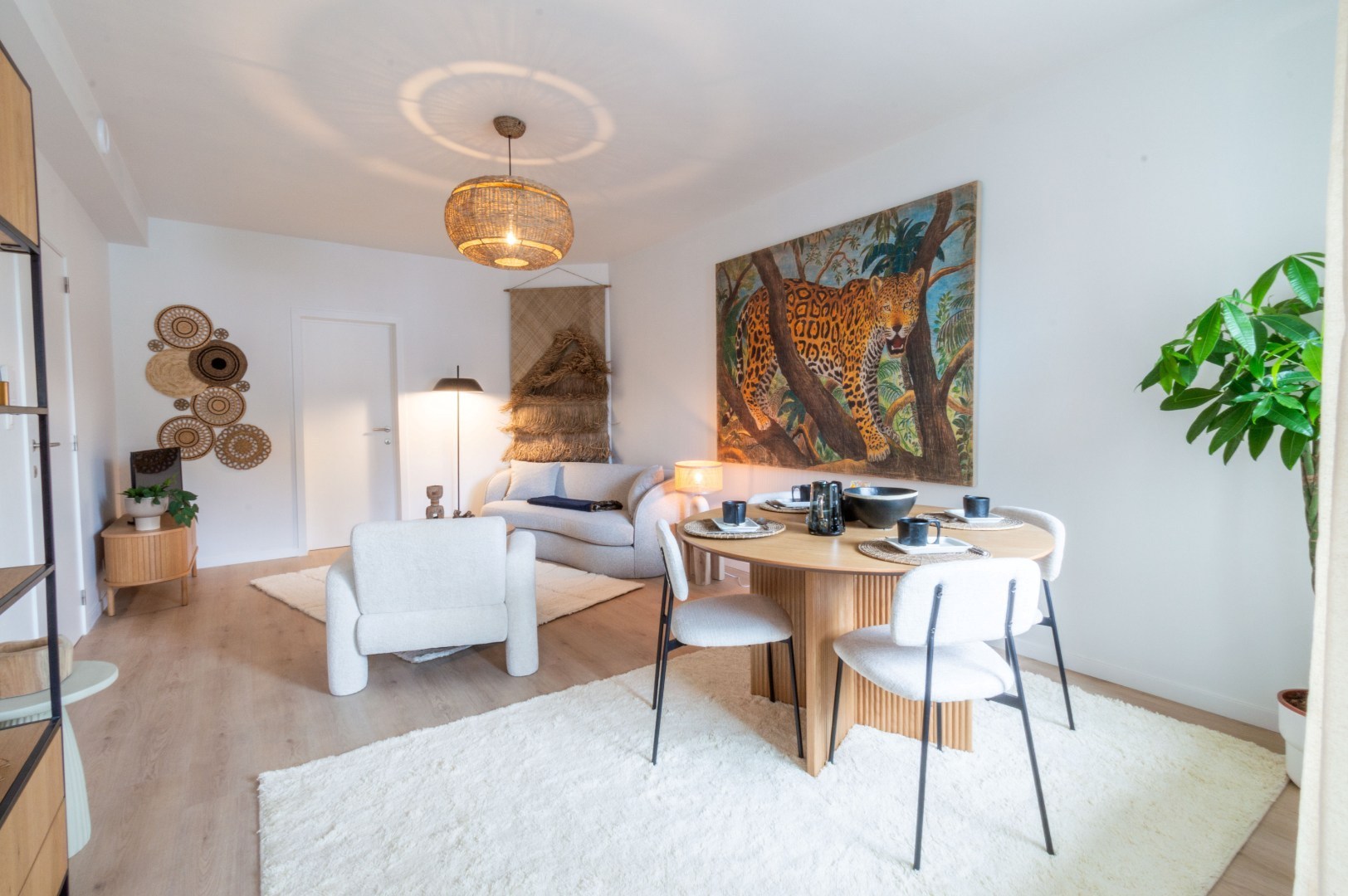 Een volledig vernieuwbouwd appartement met 1 slaapkamer - foto 4