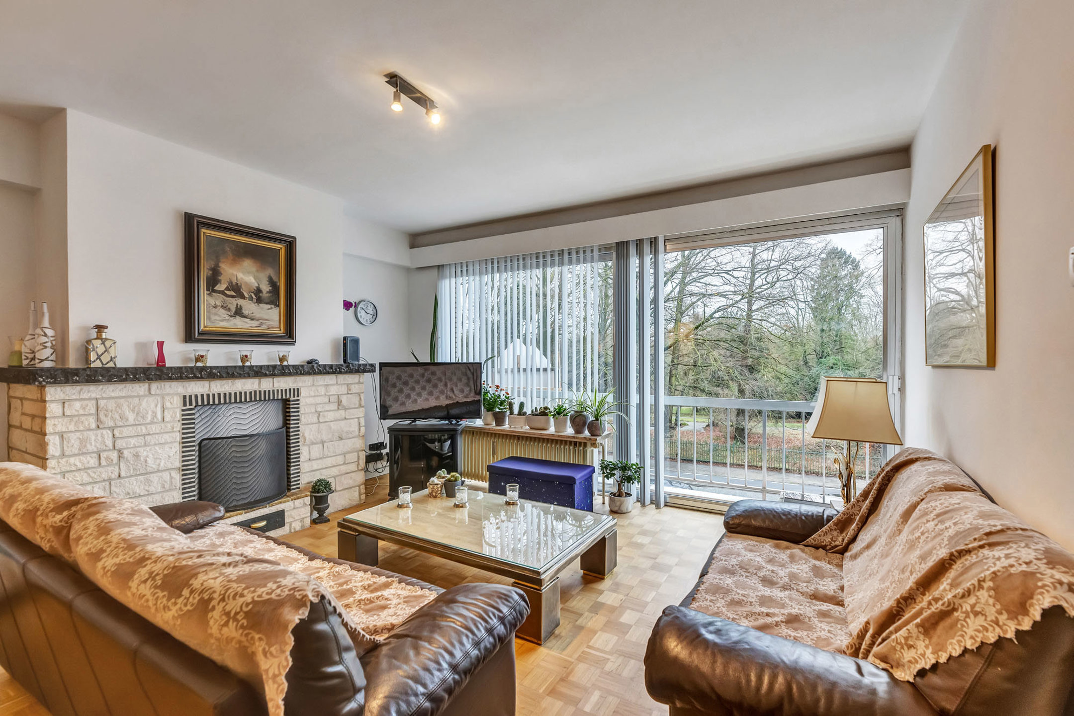 Tweeslaapkamer appartement met garage op toplocatie! - foto 3