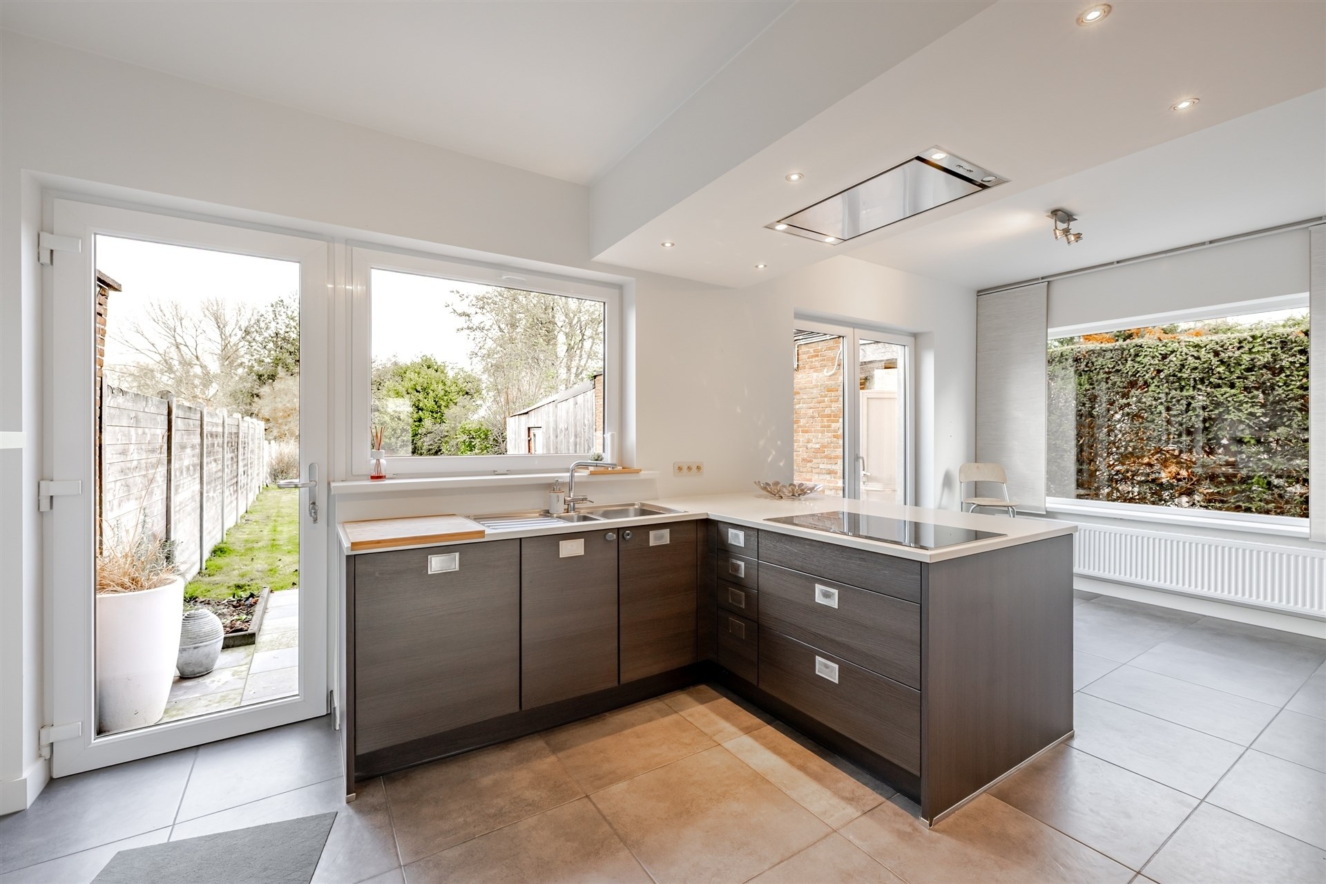 Modern ingerichte gezinswoning met uitstekende ligging nabij Aalst - foto 3