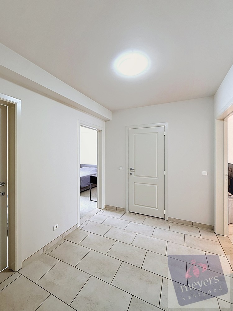 Instapklaar appartement met 2 slaapkamers, balkon en autostaanplaats in Hasselt - foto 3