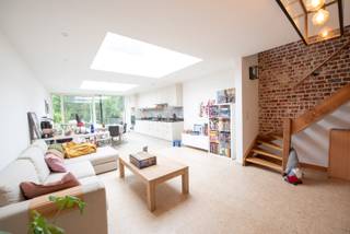 Deze prachtige woning in Gavere biedt alles wat je nodig hebt voor een comfortabel en gezellig thuis. De woning is gelegen in een rustige straat...